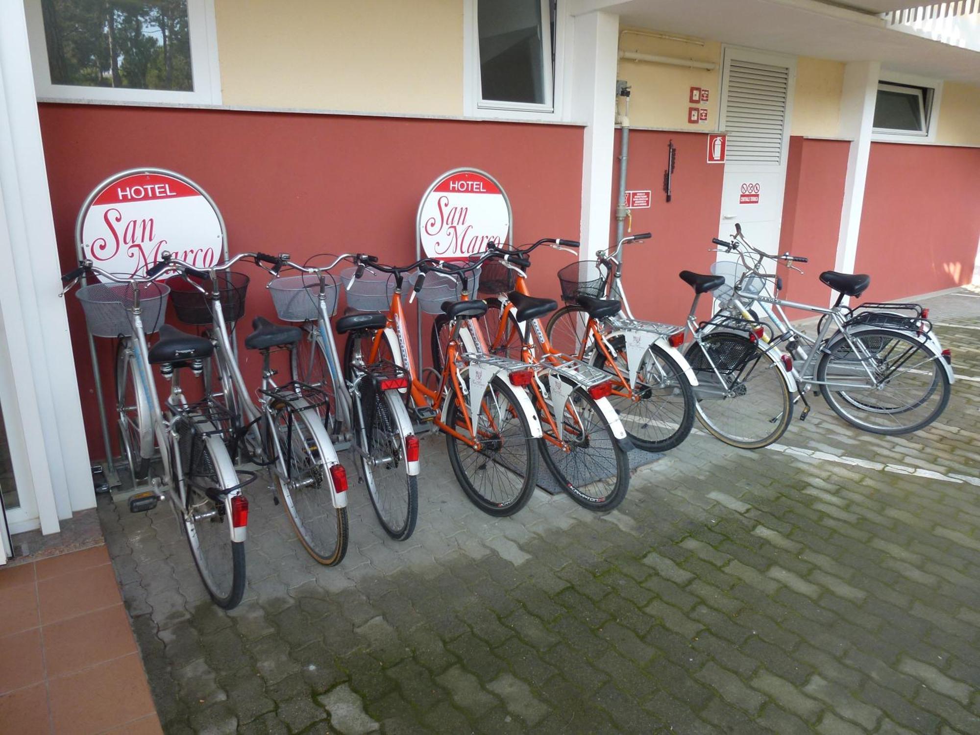 Hotel San Marco Lignano Sabbiadoro Bagian luar foto
